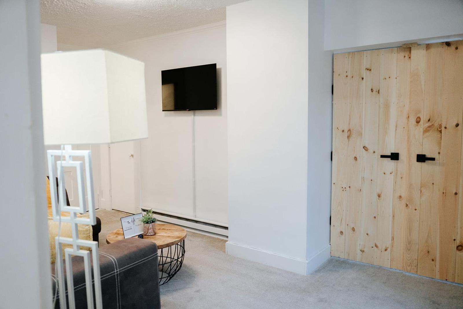 New! Cozy And Modern Unit With Hot Tub Apartment