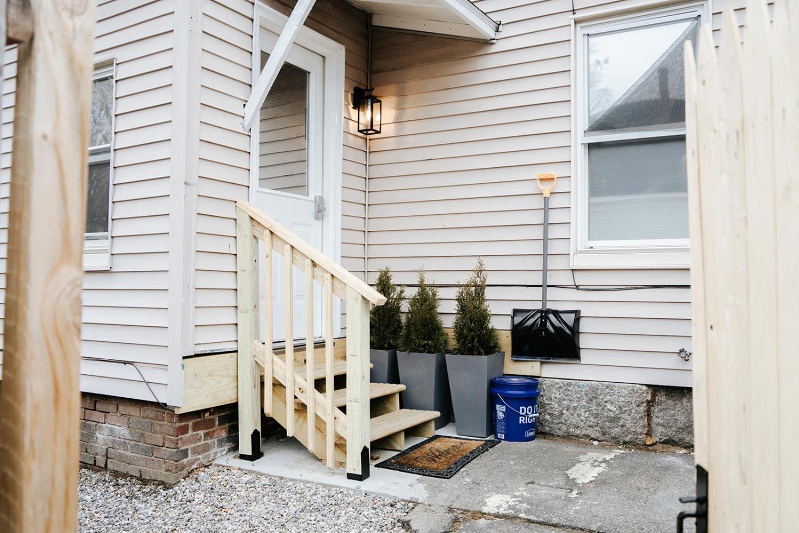 New! Cozy And Modern Unit With Hot Tub Laconia